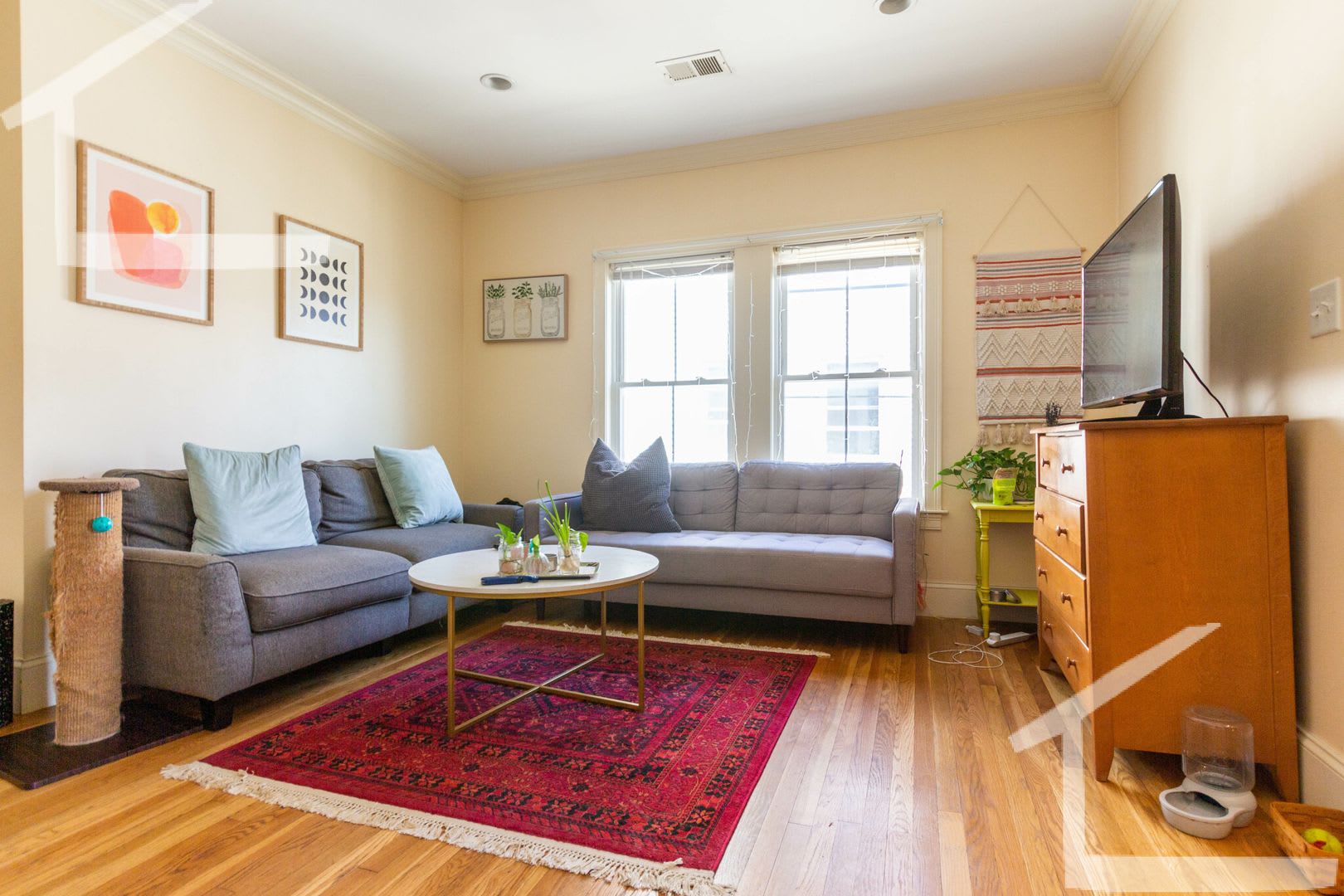 Charming 4 Bedroom No Broker Fee – photo 1