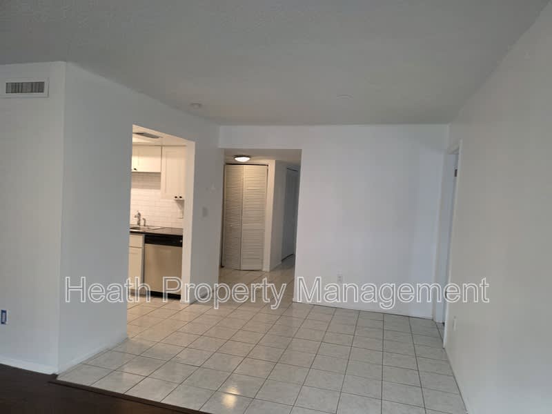 605 N Keene Rd – photo 2