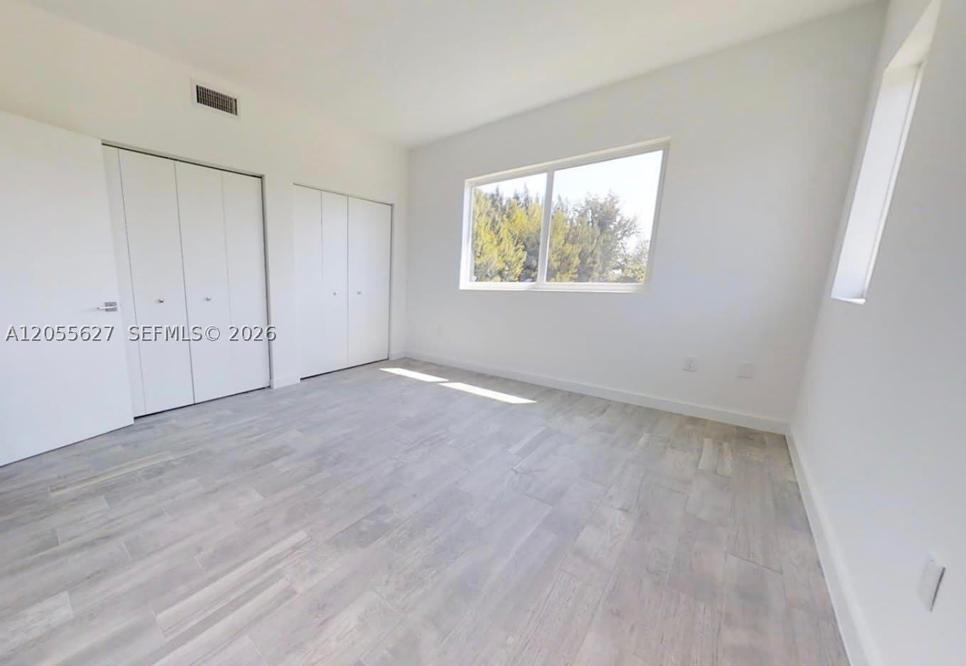 321 S Shore Dr – photo 5