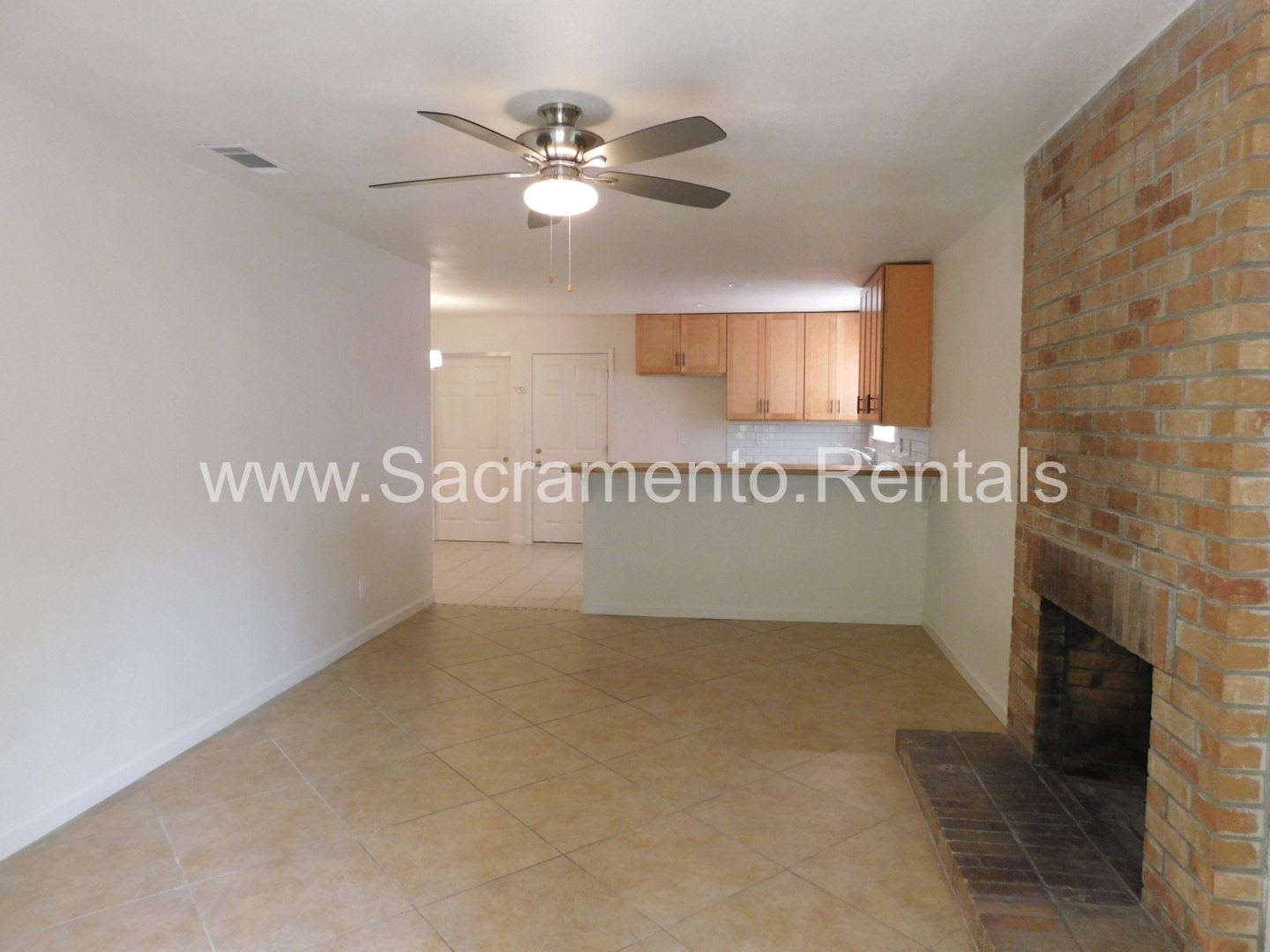Updated 4bd/2ba Home near Cosumnes River College – photo 5