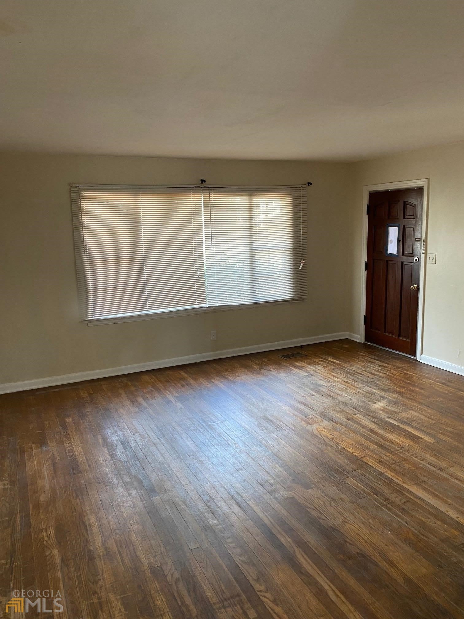 1052 SW Birch Street – photo 2
