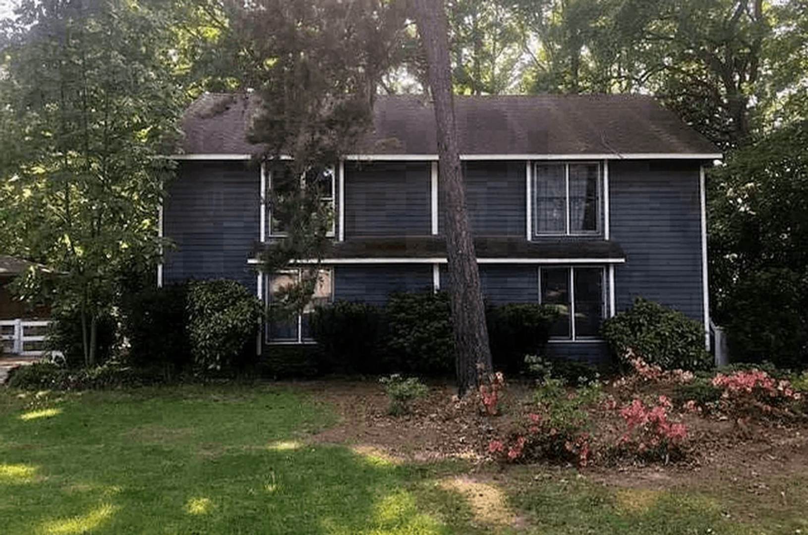 Room In 3 Bedroom Home At Grove Ave – photo 5