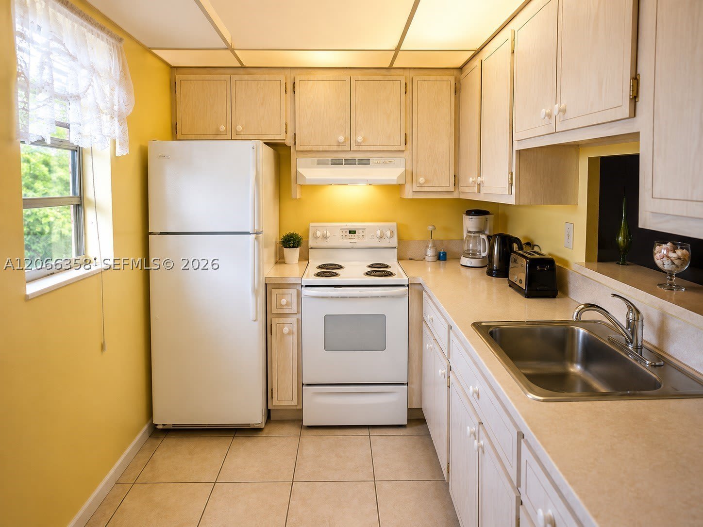 5181 W Oakland Park Blvd – photo 3