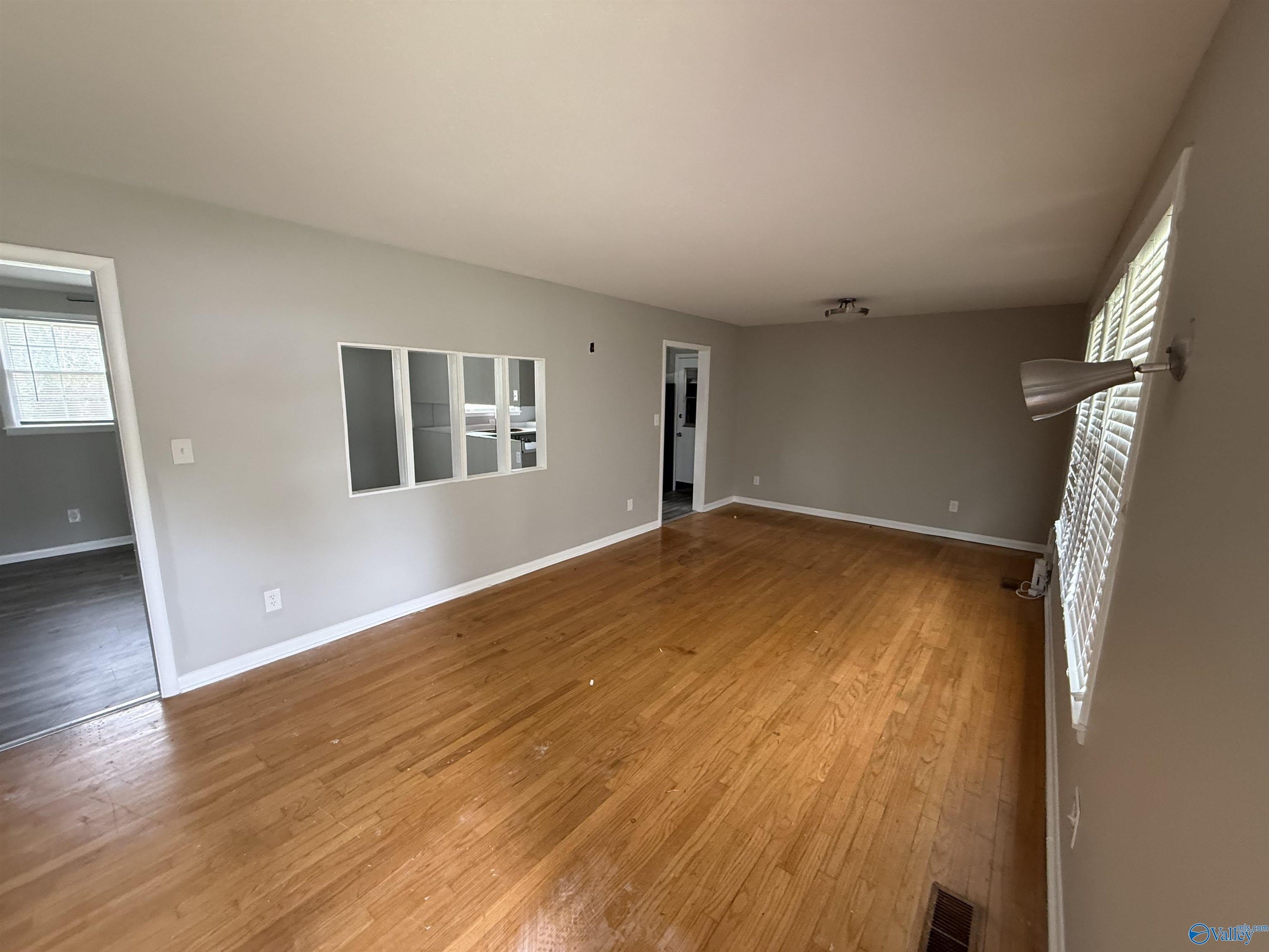 3205 Lewisburg Drive NW – photo 2