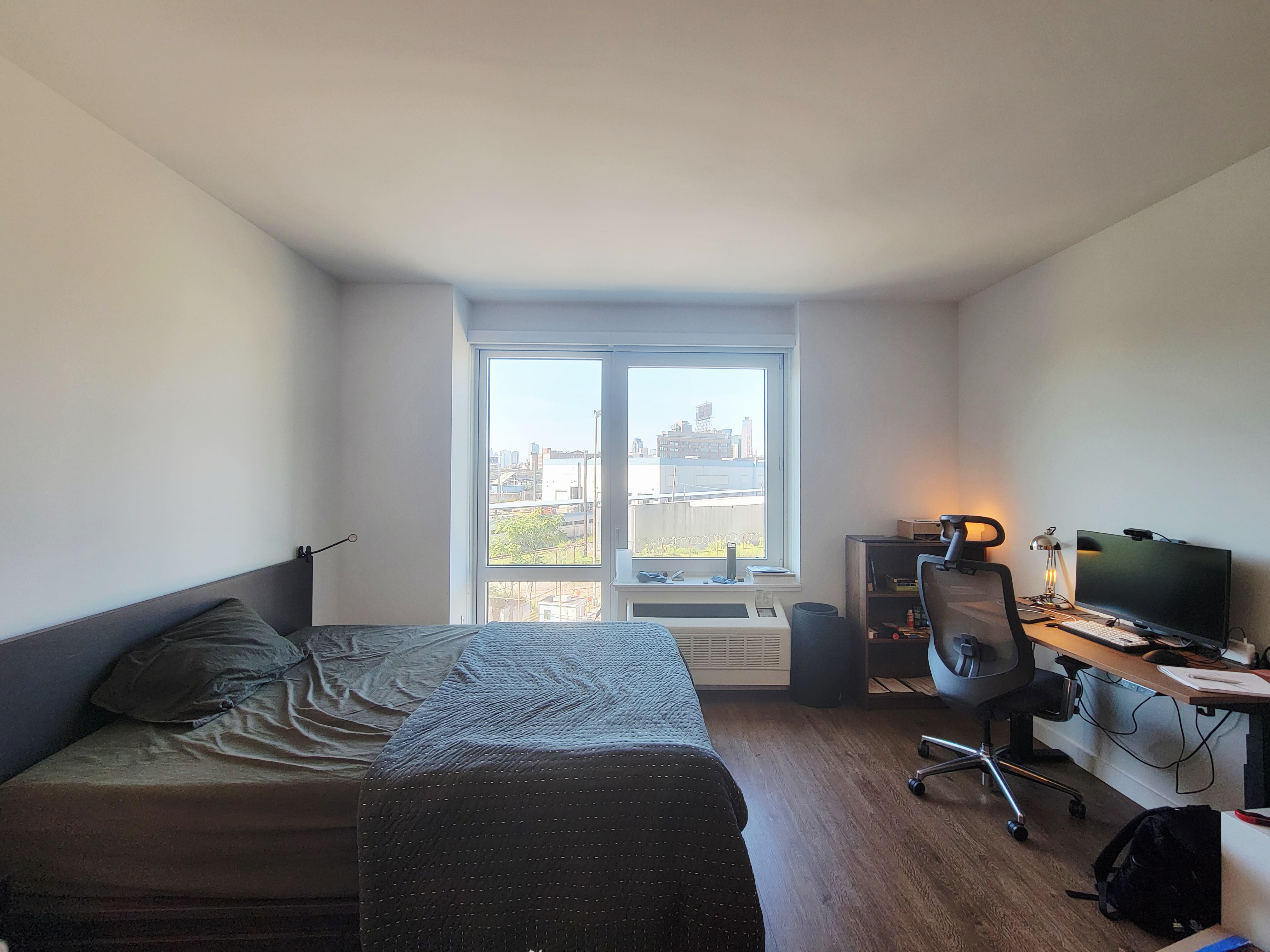 22-44 Jackson Ave – photo 3