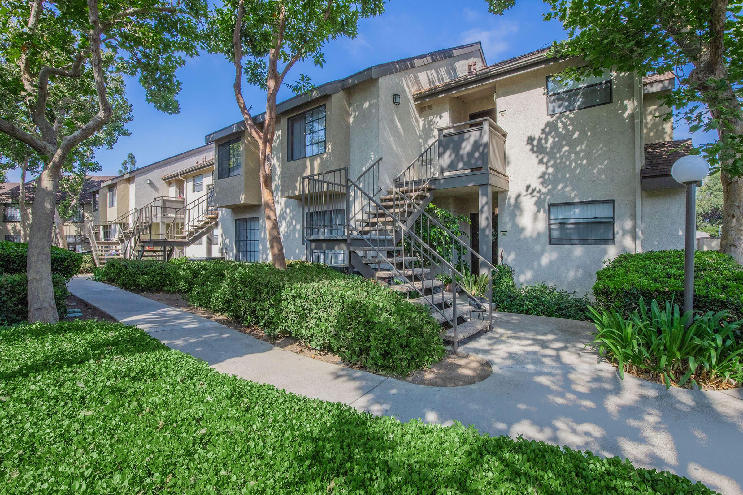 Oak Tree Court – photo 3