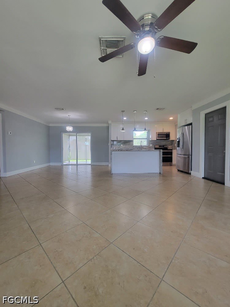 203 Redcliff Avenue – photo 3