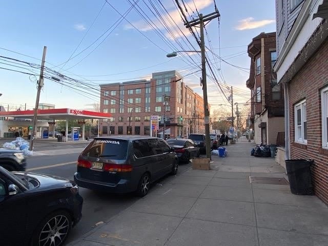 233 Avenue E – photo 4