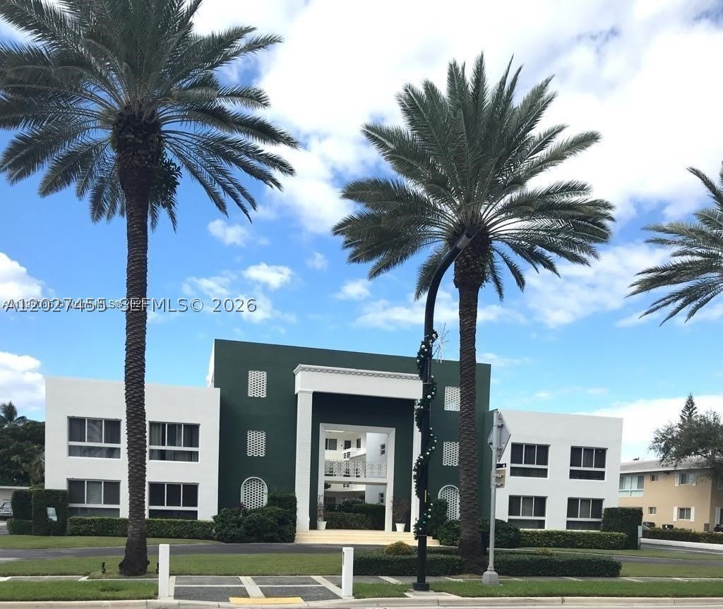 9920 Collins Ave – photo 2