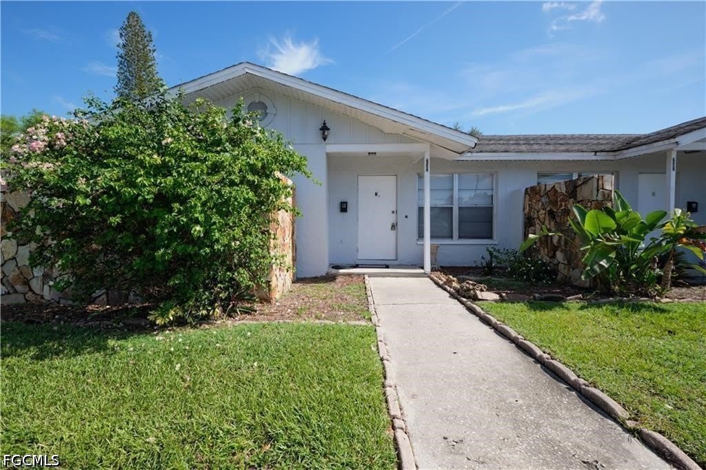 257 Cape Coral Parkway E – photo 2