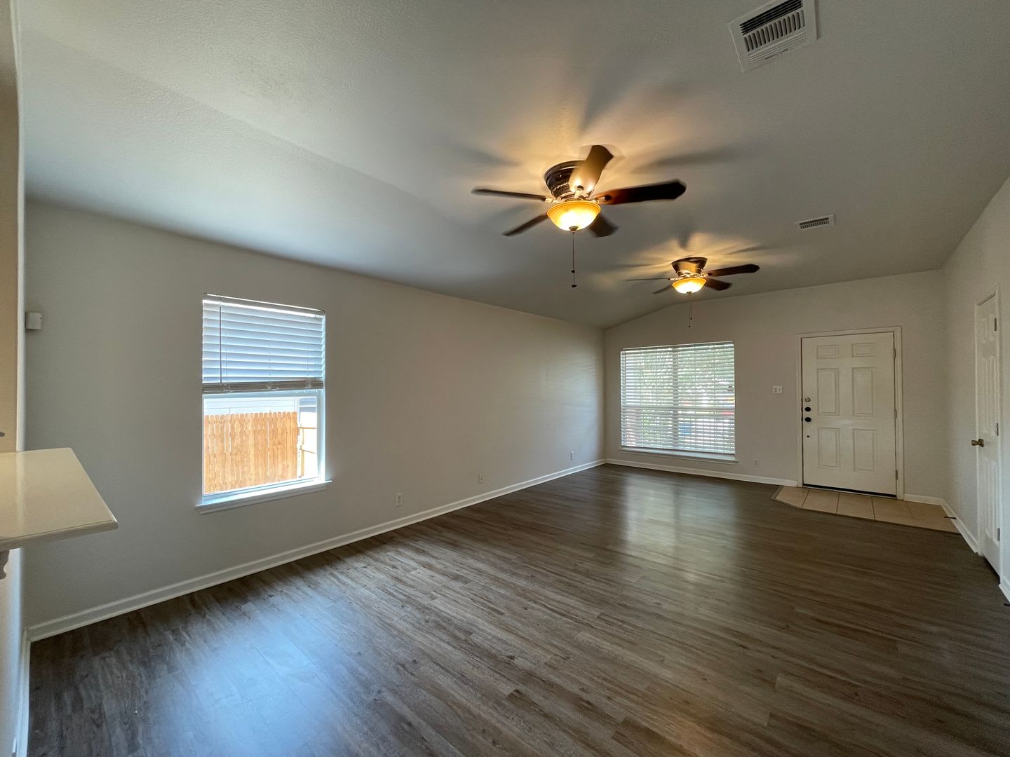 Home for rent – photo 3