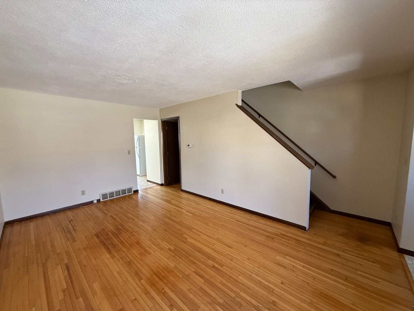 2833 31st Ave S – photo 3