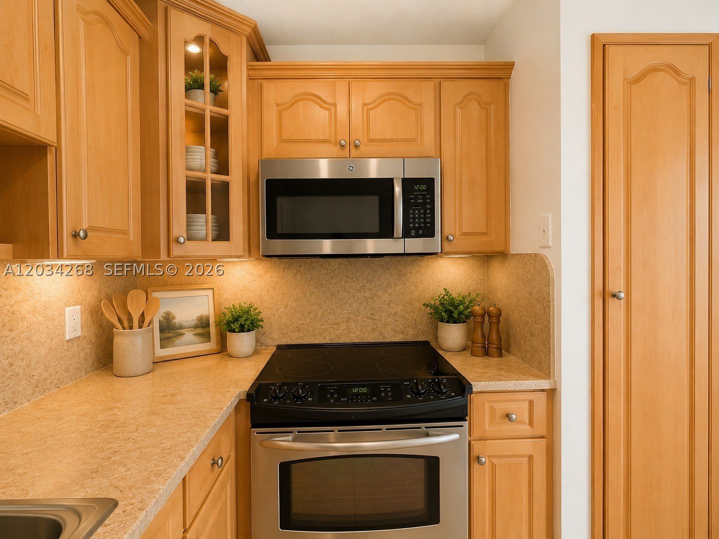 3041 W 76Th St – photo 2