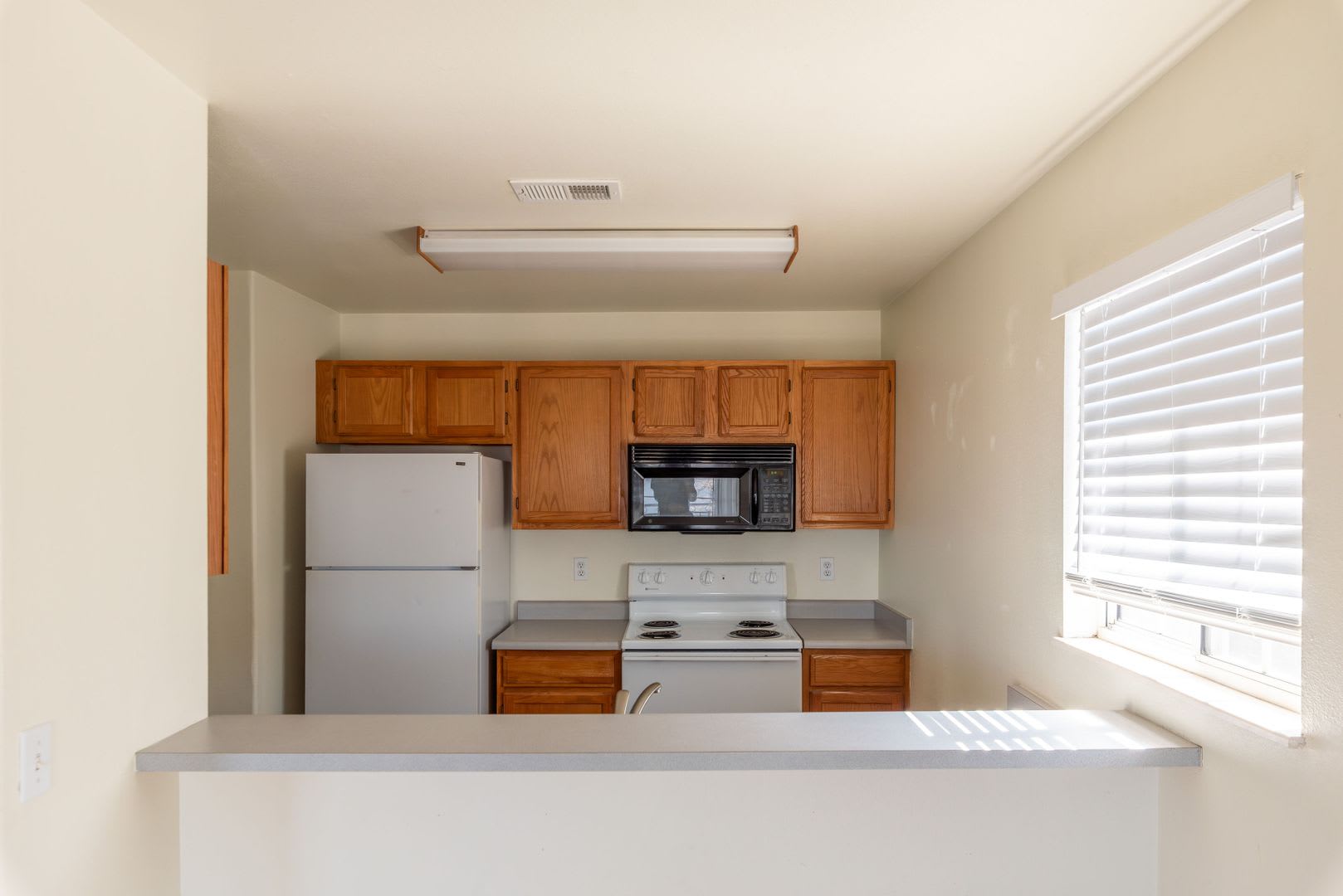 Highline Pointe Apts. – photo 4