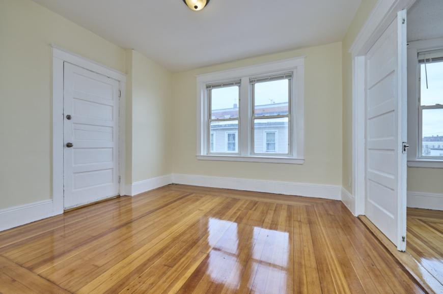 44 Park St. – photo 2