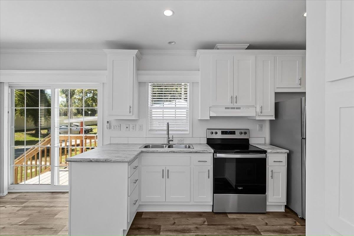 14035 W River Road – photo 5