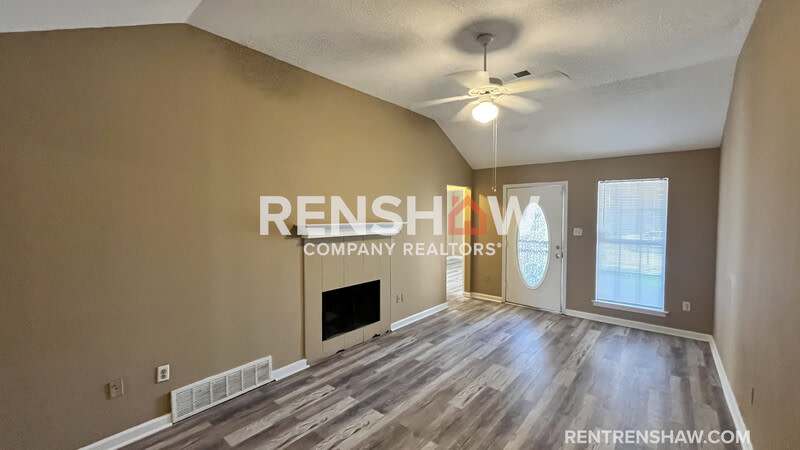 6883 Manslick Rd – photo 3
