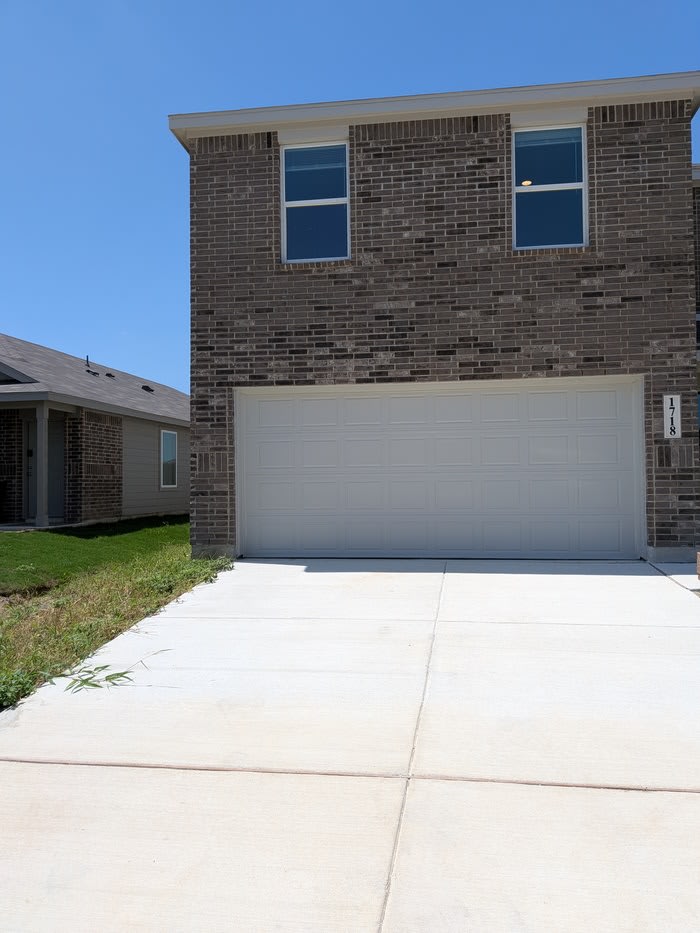 1718 Charlie Cove – photo 1