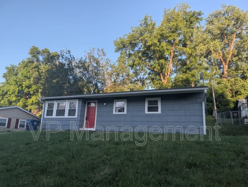 1536 Spring St – photo 1