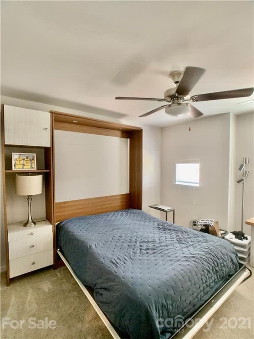 Room in 3 Bedroom Home at Audubon Park Dr – photo 5