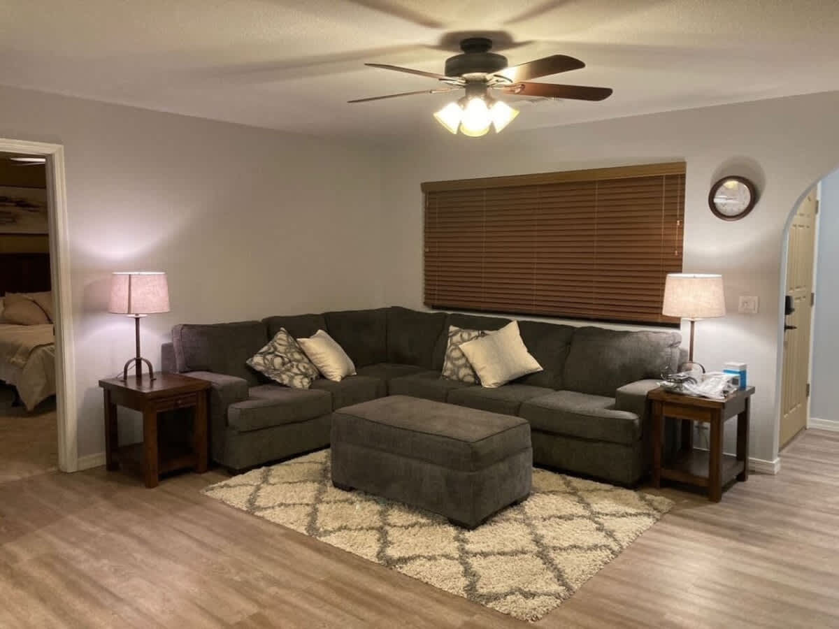 2557 Sunkentree Dr – photo 2