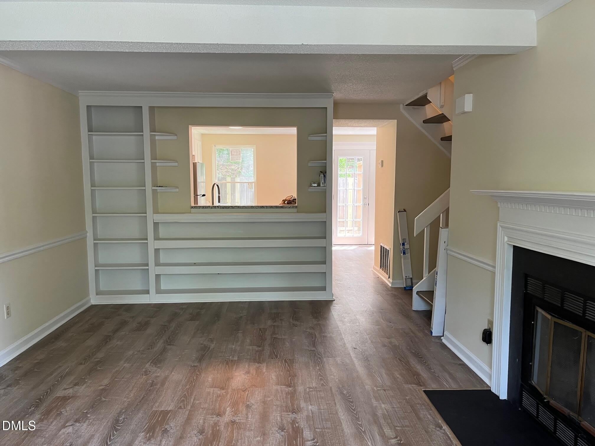 1829 Fox Sterling Drive – photo 2