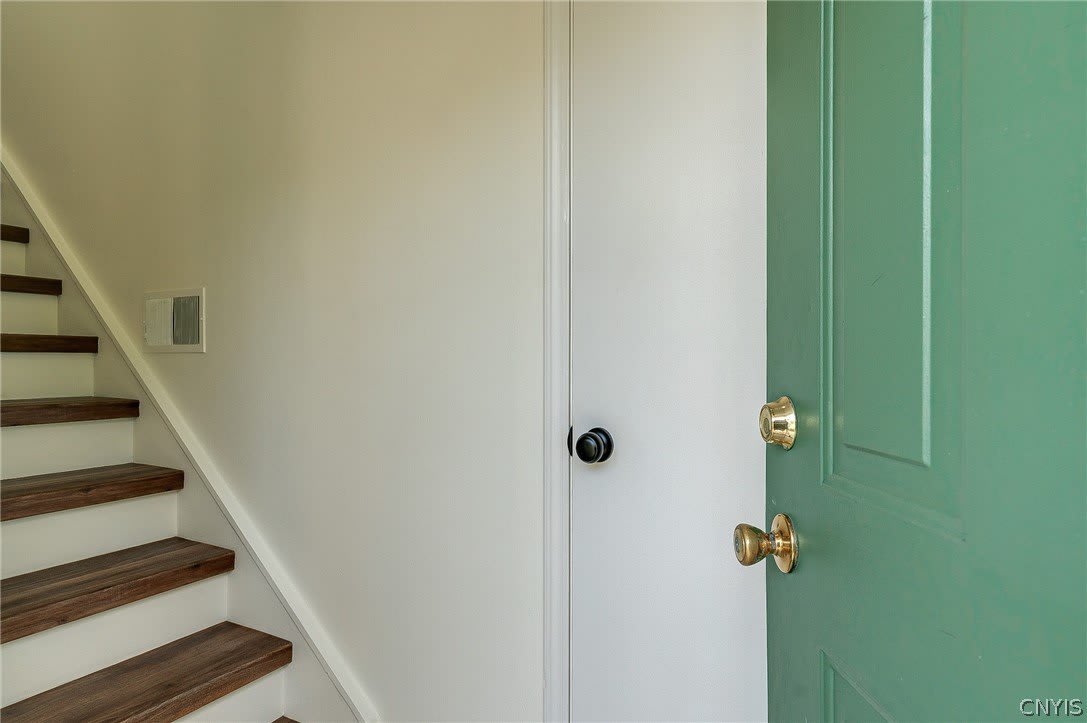 2404 Pipers Court – photo 5