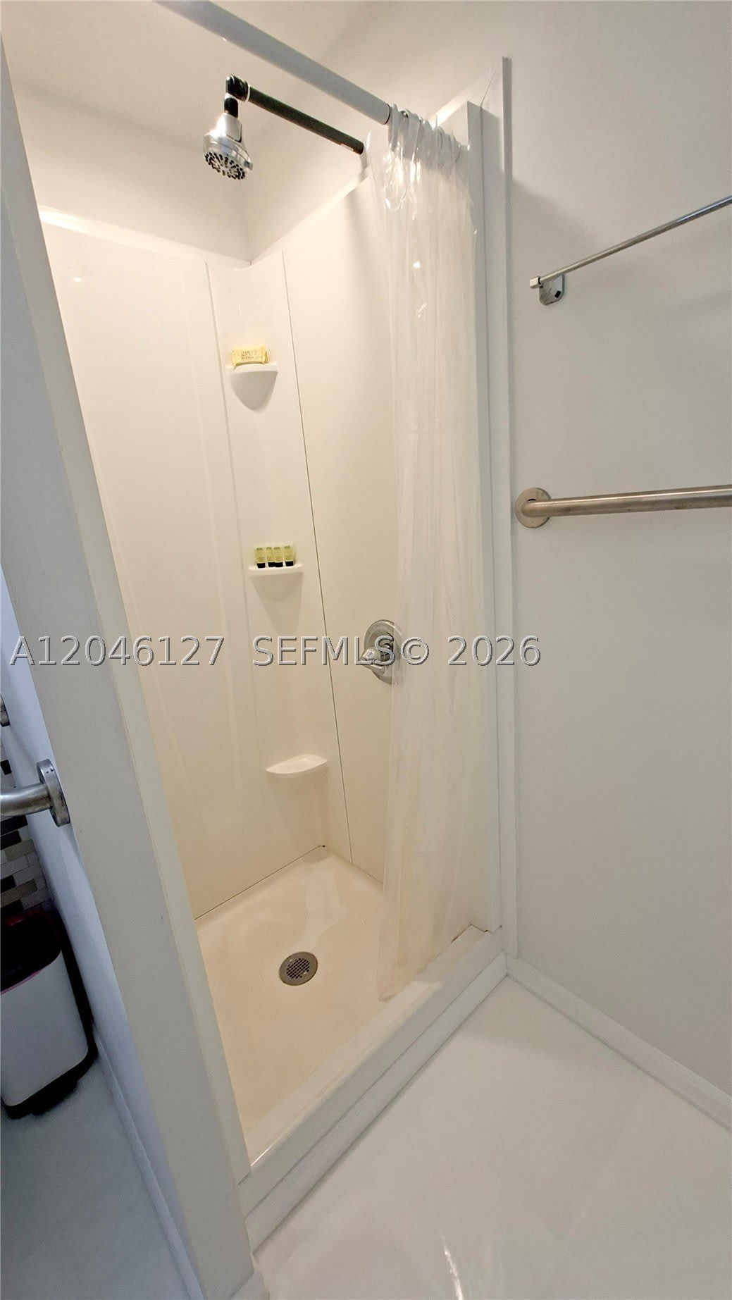 1028 S 62nd Ave – photo 4