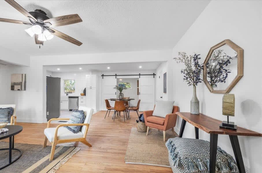 4715 Plymouth St – photo 3