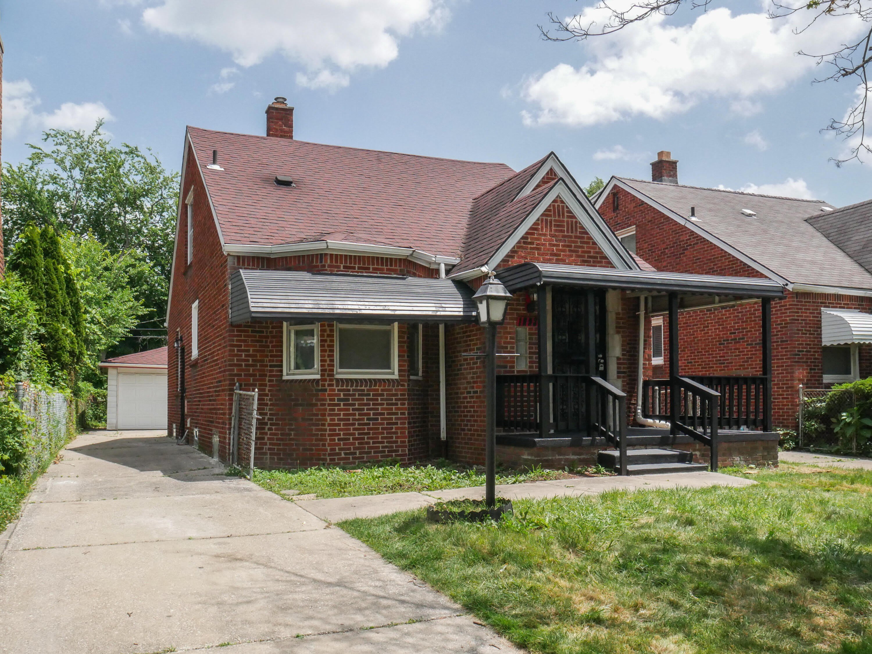 18938 Beland Street – photo 2