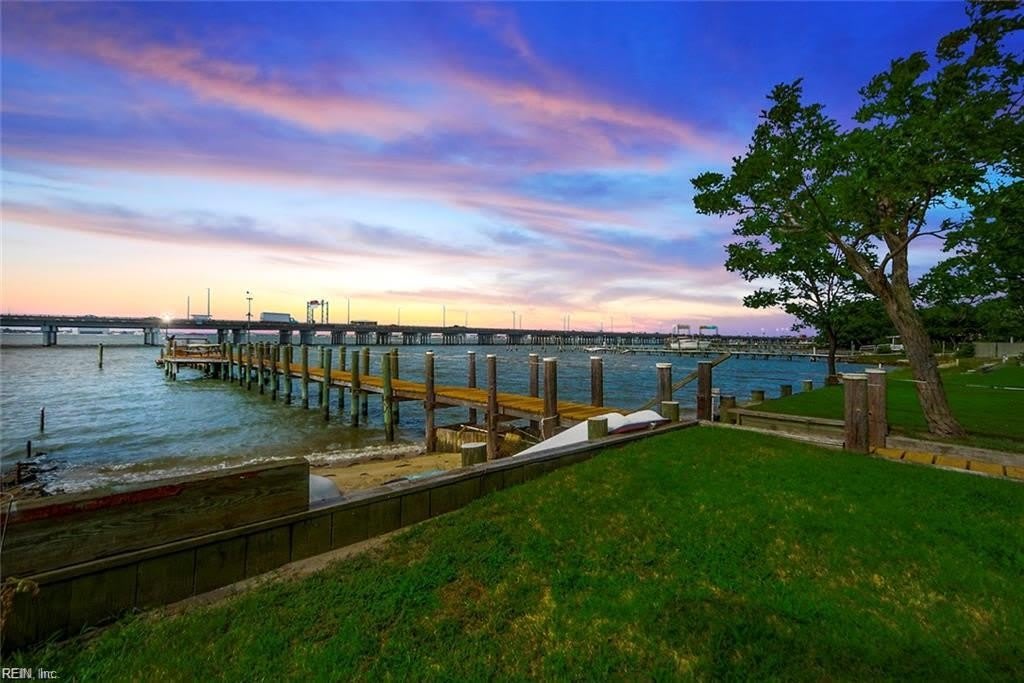 1015 Little Bay Avenue – photo 1