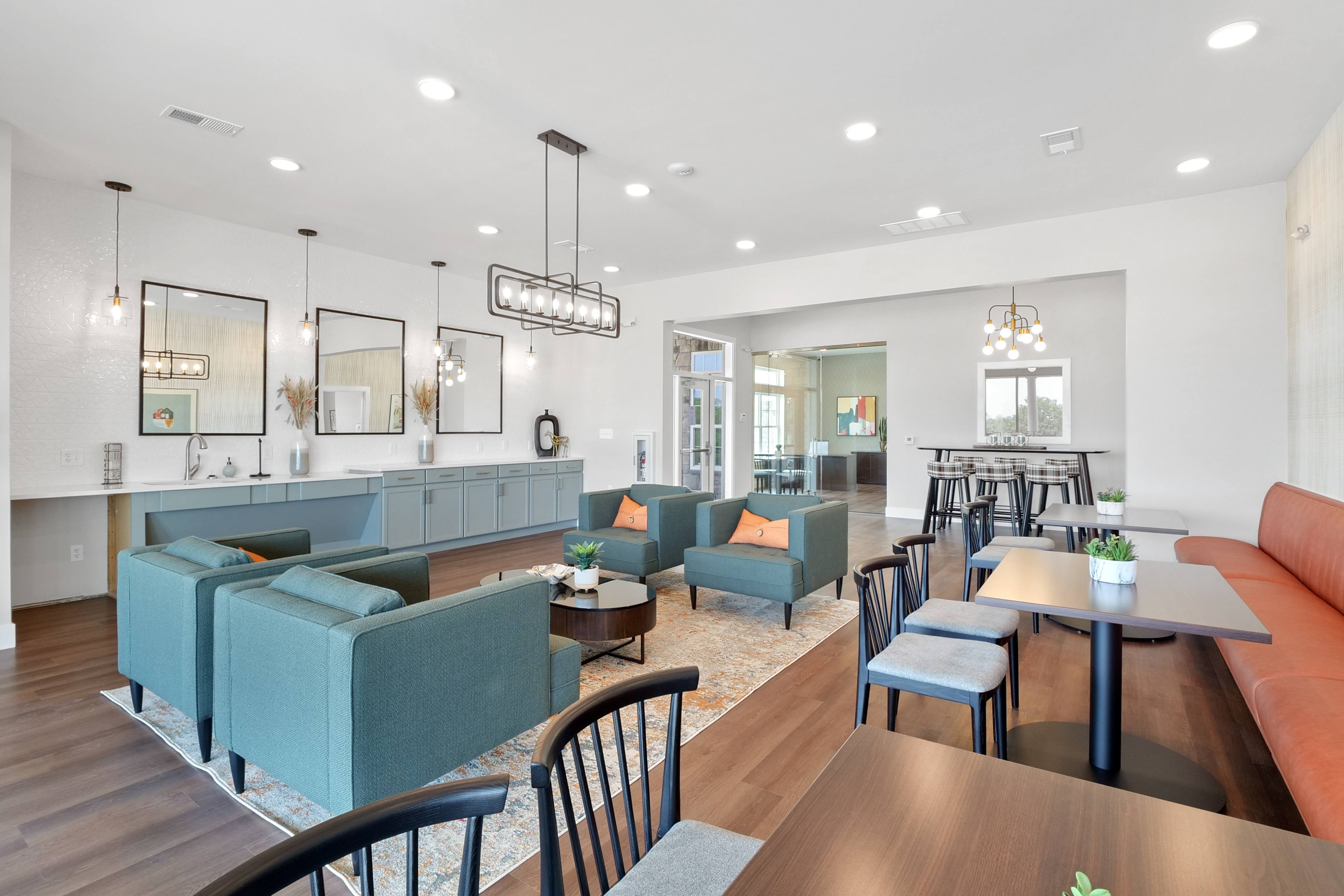 Aventura at Hawk Ridge – photo 4