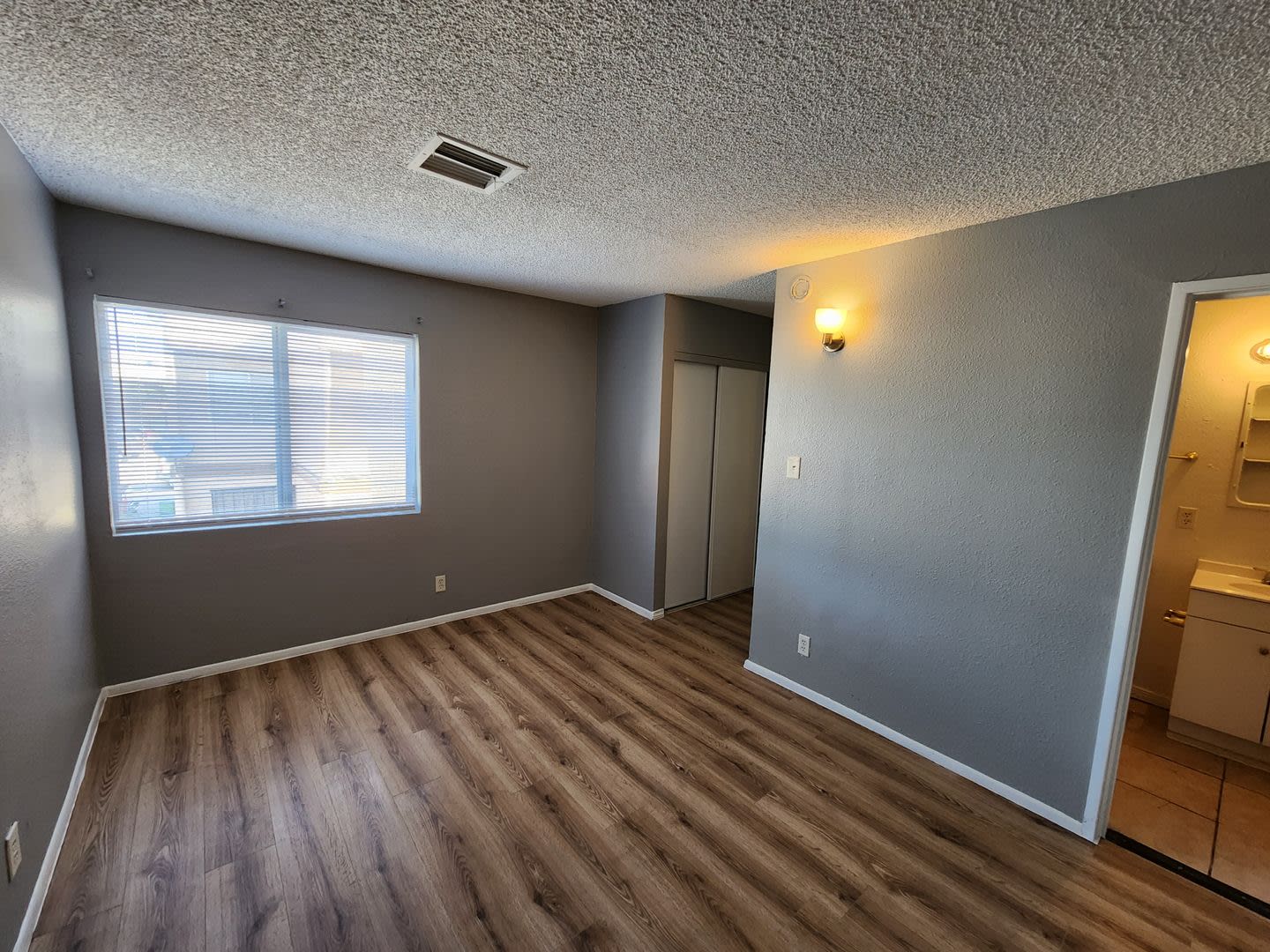 1705 Breckenwood Court Unit 4 – photo 4