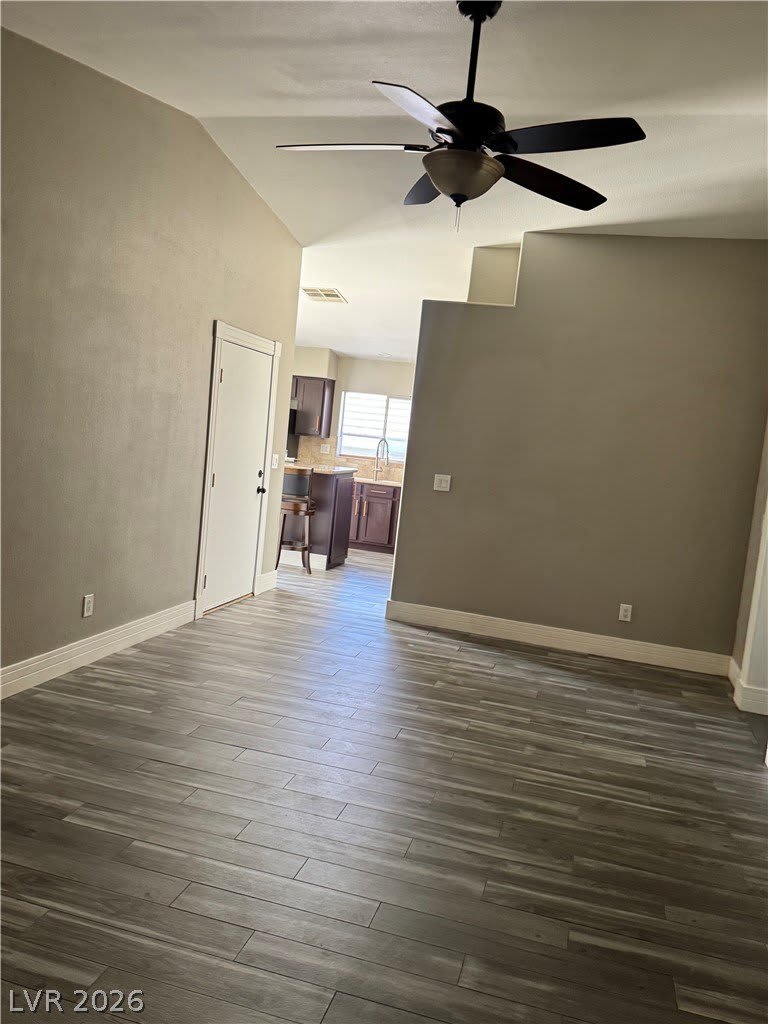 5396 Golden Barrel Avenue – photo 5