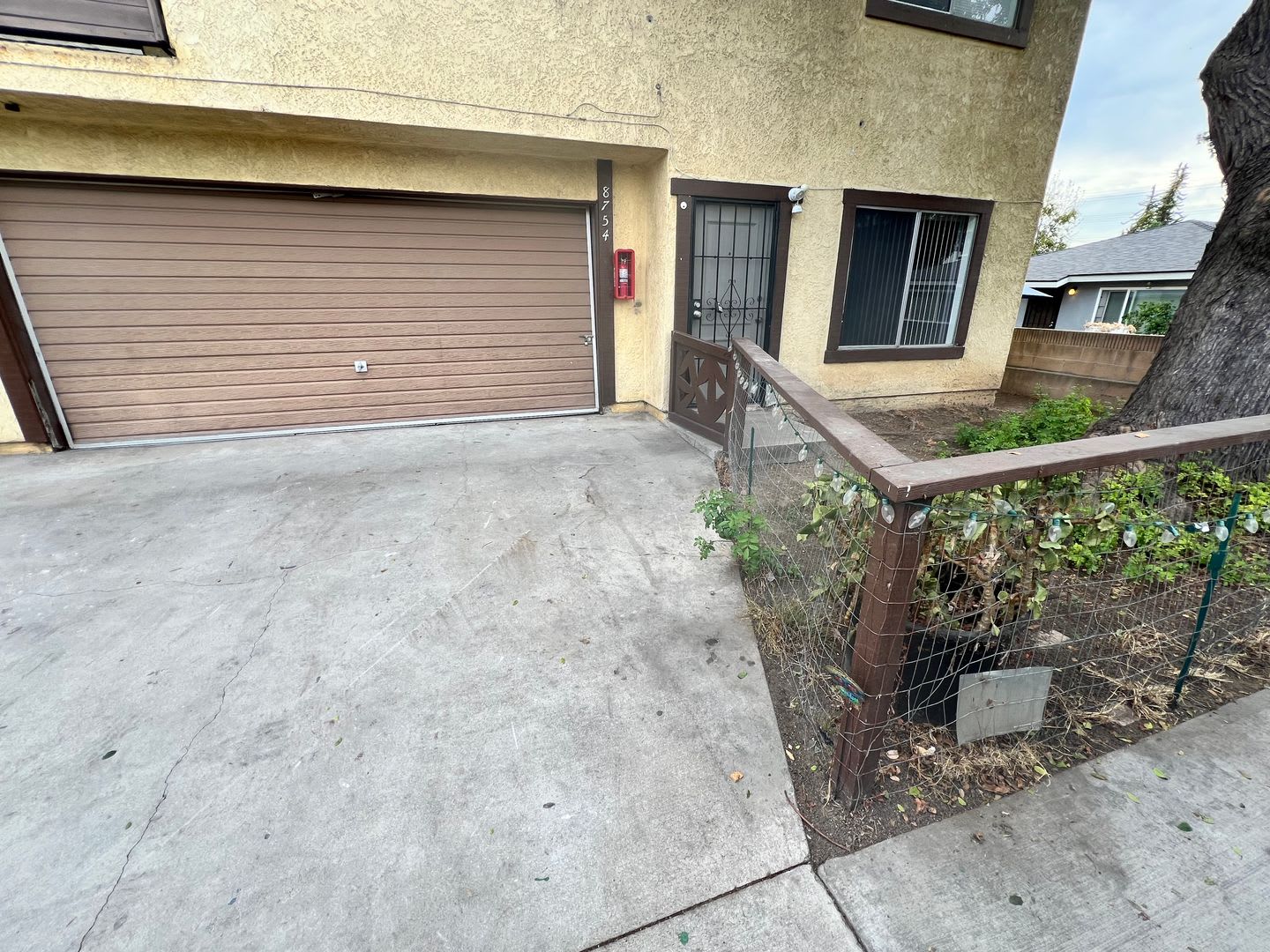 B 5 Unit 8748 8754 1 2 Cedar Street – photo 2