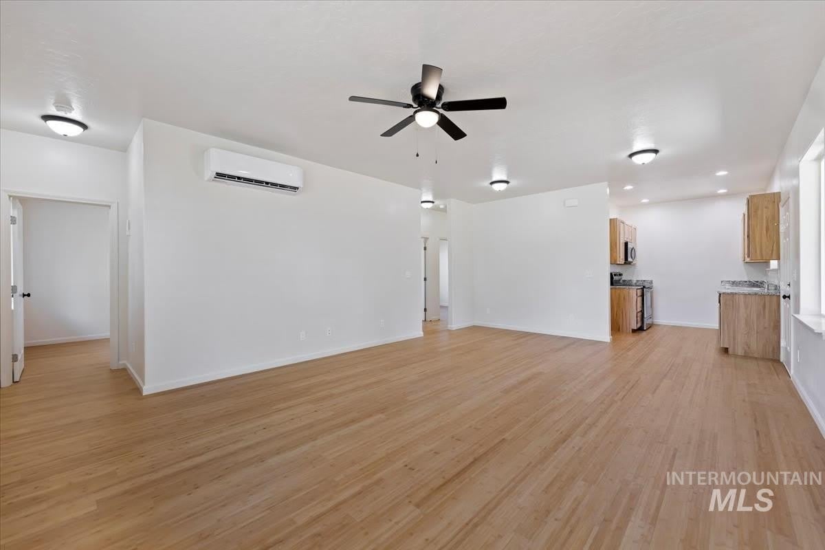 206 N Main Street – photo 2