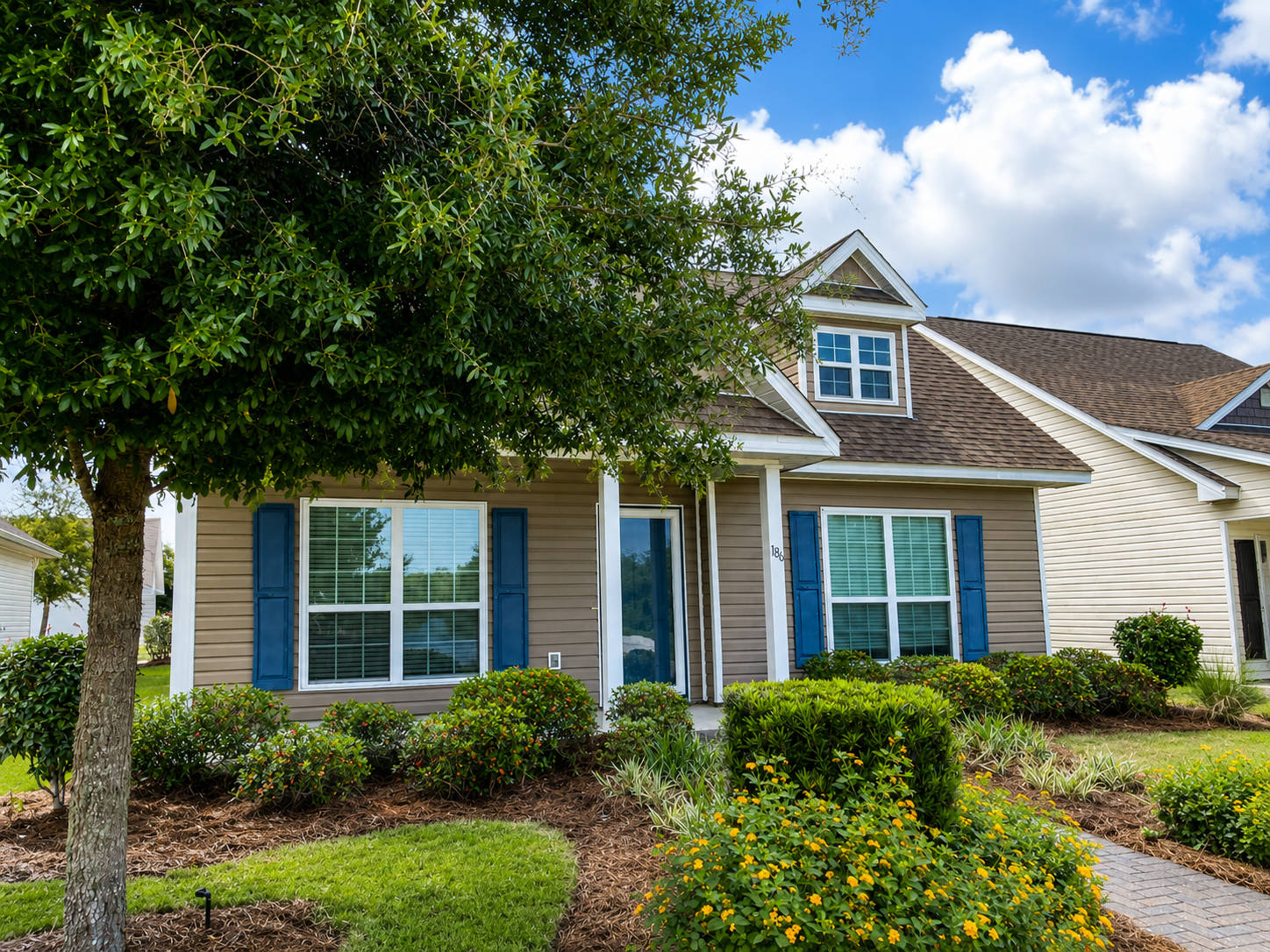 186 Cornelia Street – photo 4