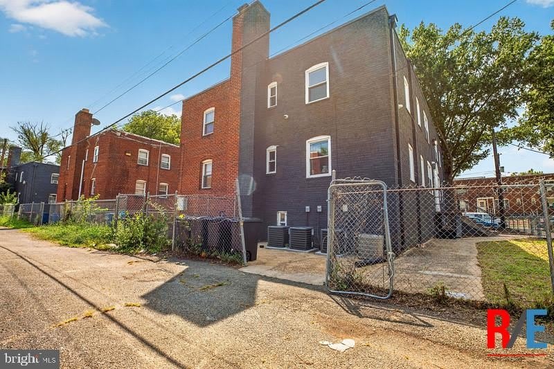 4306 HALLEY Terrace SE – photo 4
