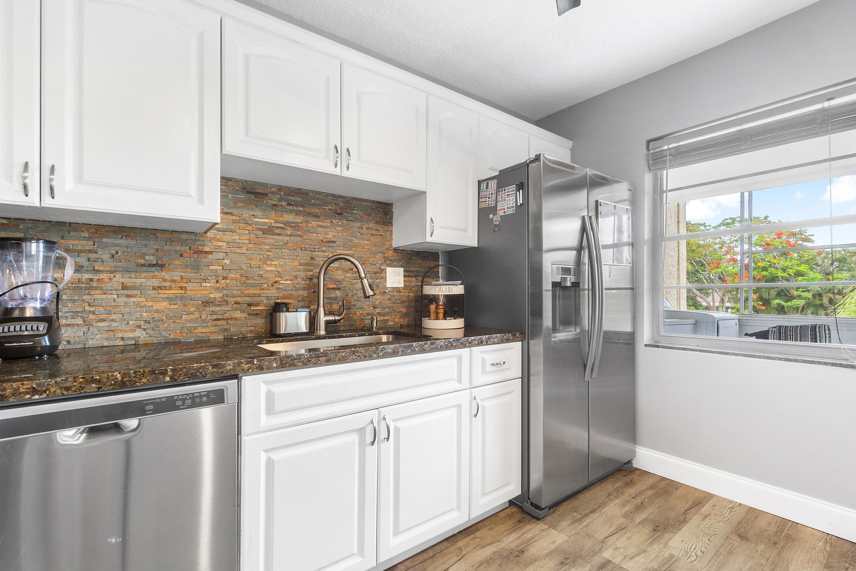 126 Sparrow Drive – photo 4