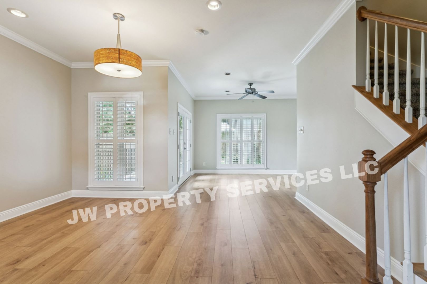 New Spacious Cozy 4 Bedroom Home – photo 2