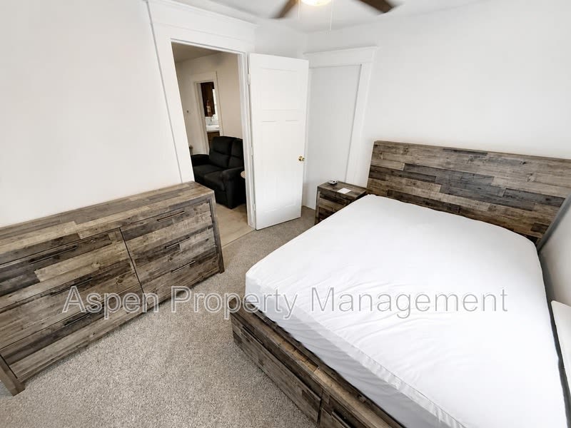 1213 Doemland Street – photo 3