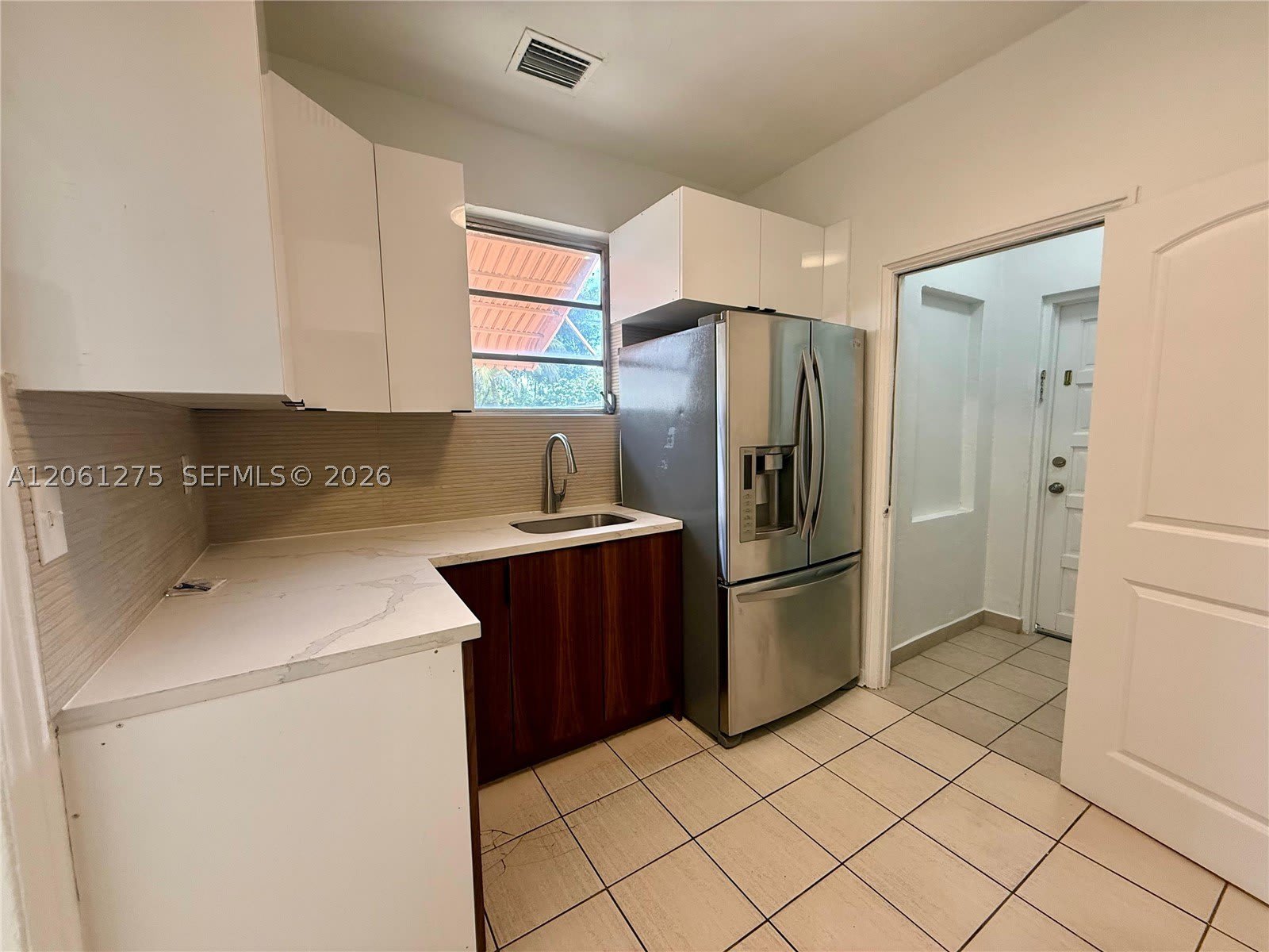 1779 SW 16th Ter – photo 4