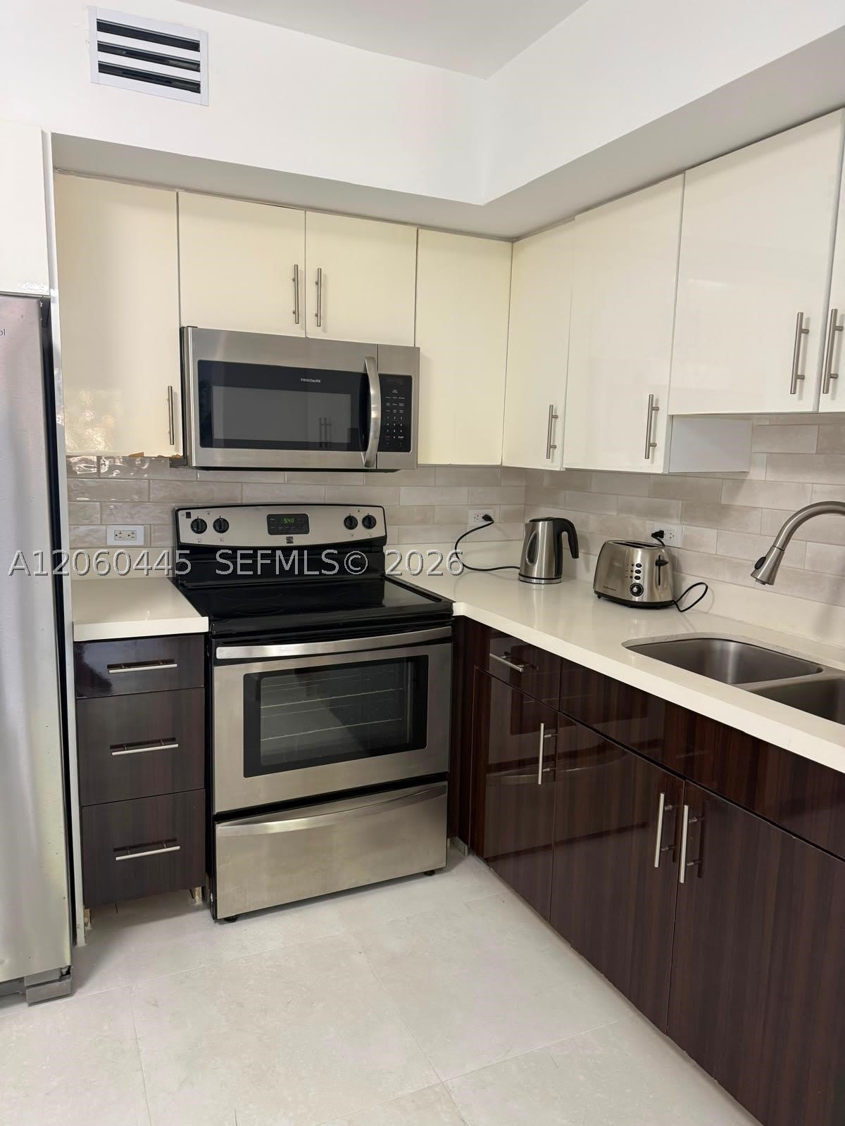 3680 N 56th Ave – photo 1
