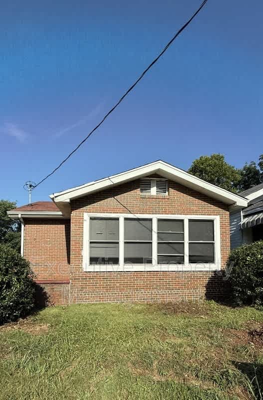 914 18th Way – photo 1