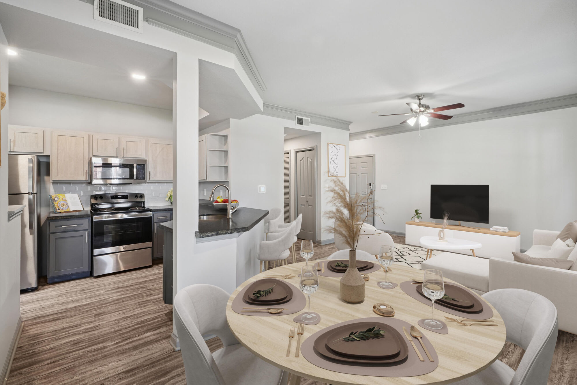 Belrose Apartment Homes – photo 2