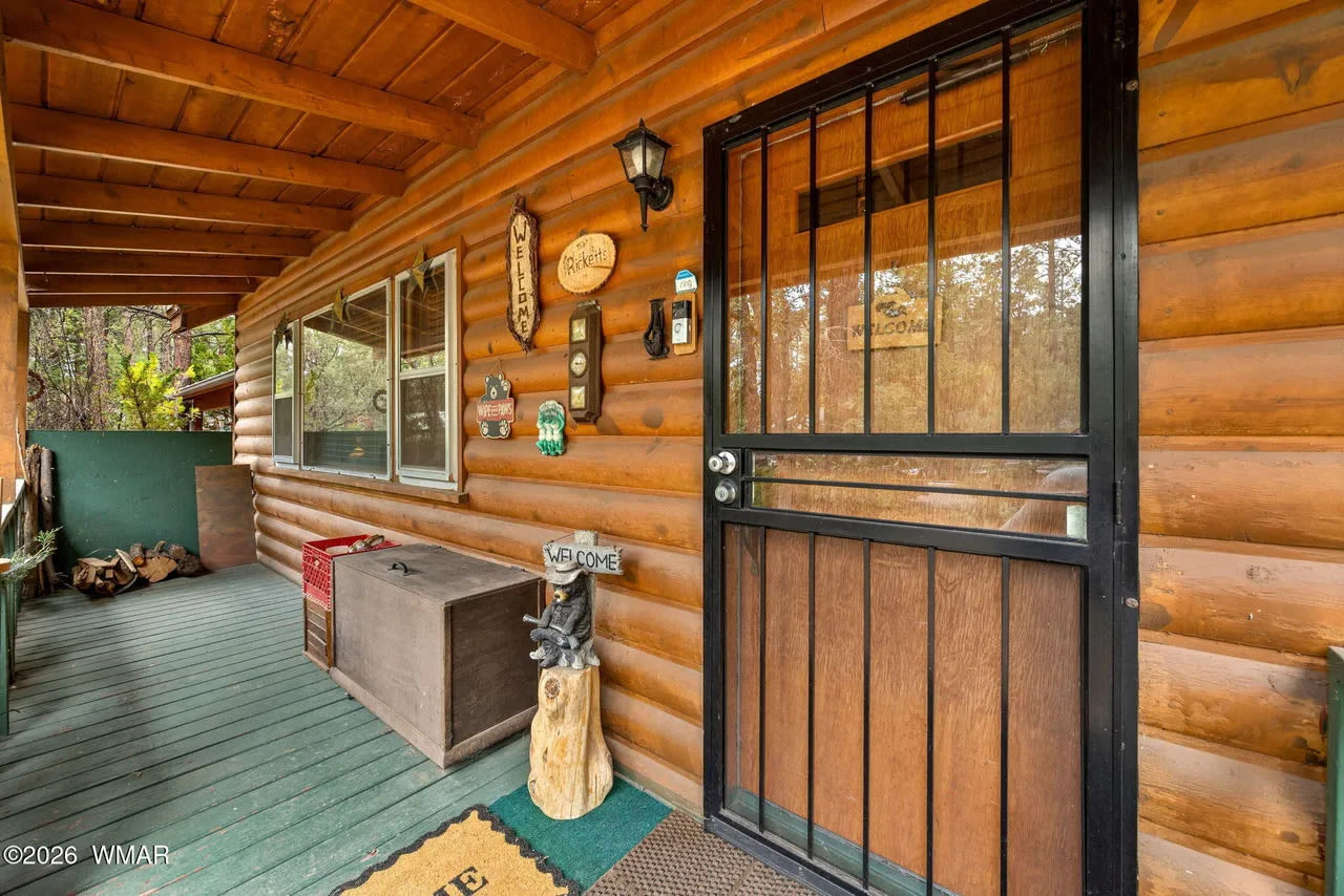4940 Scott's Drive – photo 3