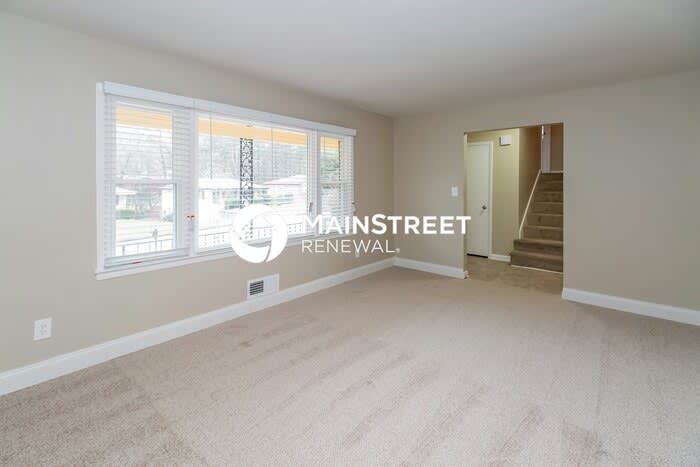 3919 Wisteria Lane Southwest – photo 4