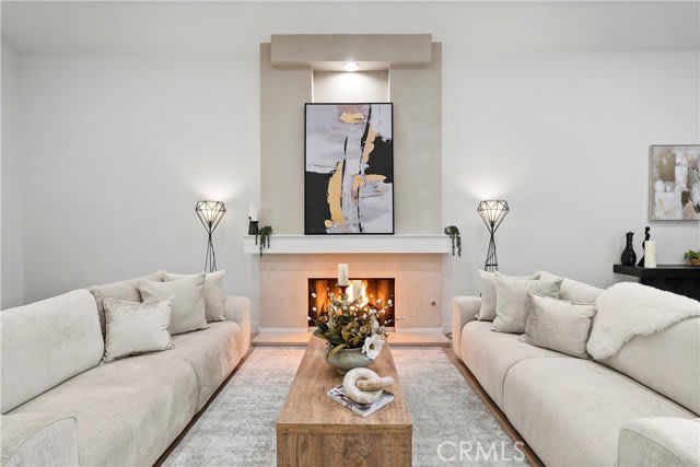6221 Mammoth Avenue – photo 2