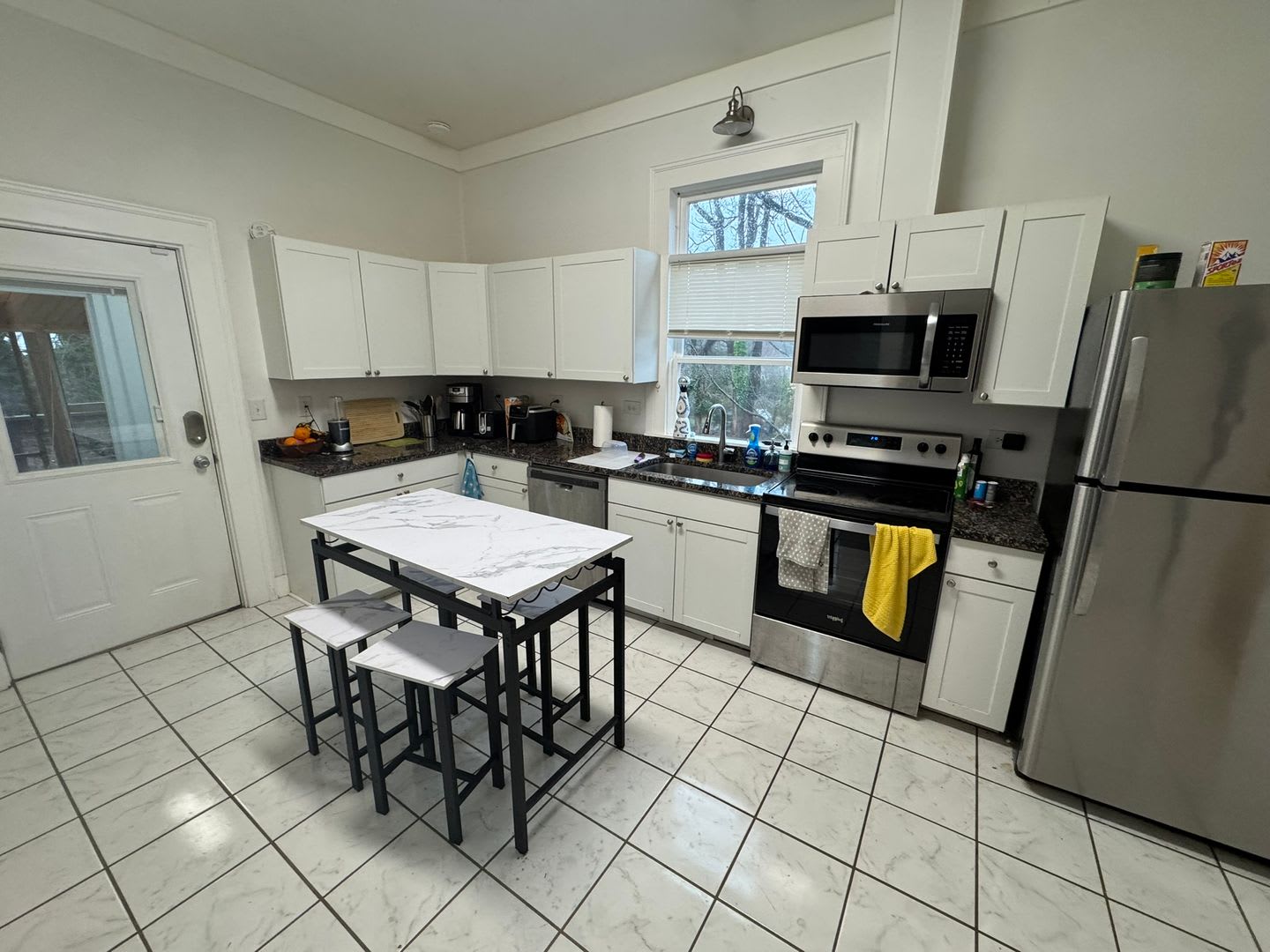 SHORT DISTANCE TO DOWNTOWN AND SANFORD STADIUM – photo 4