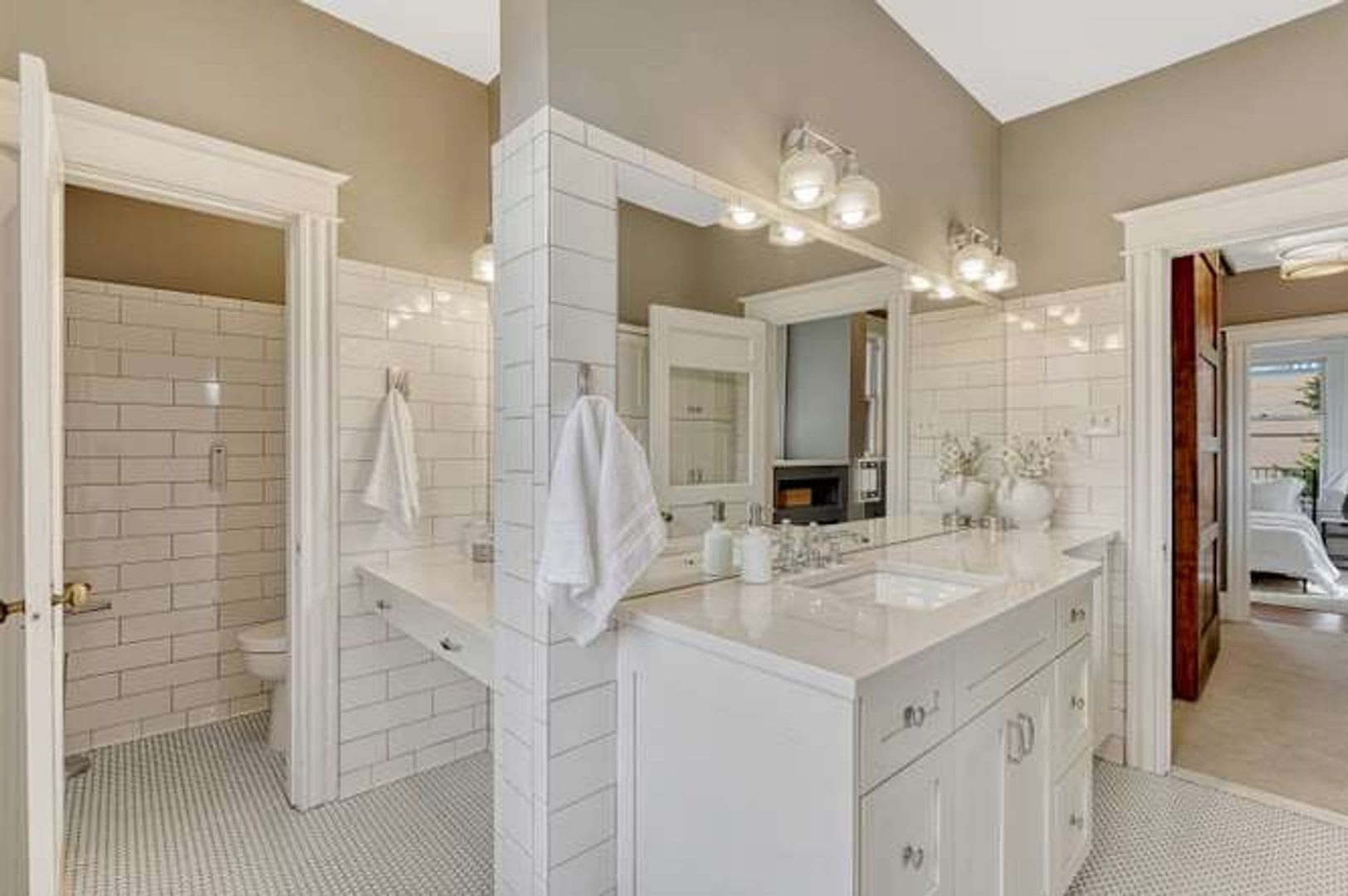 About This Property! – photo 4